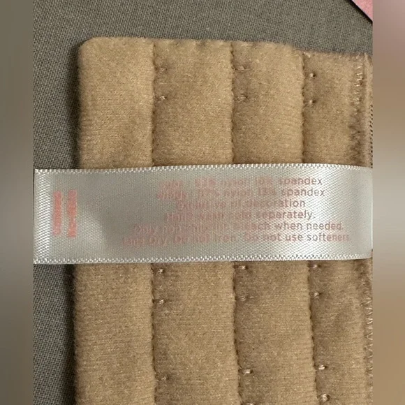 Cacique Bra CoolBliss Beige Unlined No-Wire Nylon/ Spandex Size 50D New With Tag - Picture 9 of 10